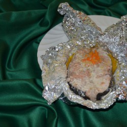 Запеченная семга с овощами